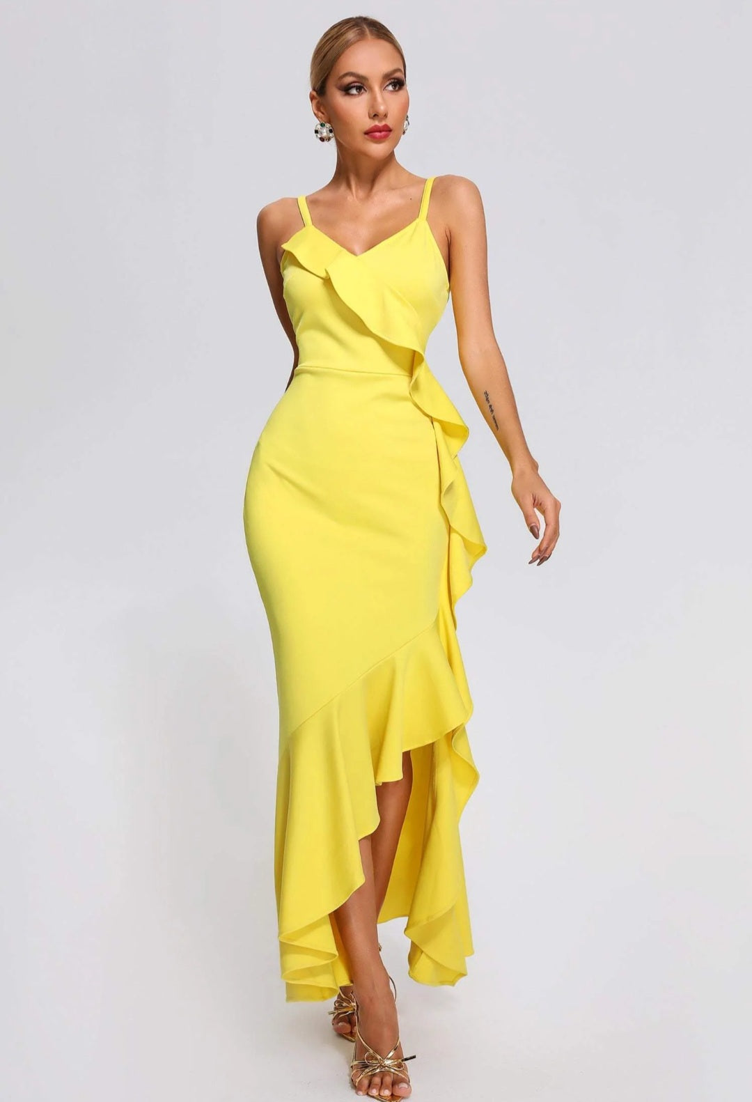 Vestido amarillo volantes - ICON BOUTIQUE WOMAN